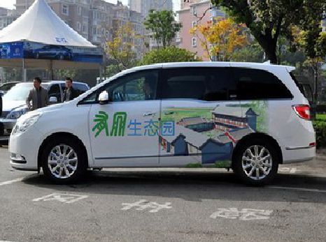 德安户外车贴喷绘如何保持效果?